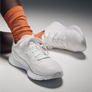 NWT Lululemon Blissfeel 2 Running Sneakers